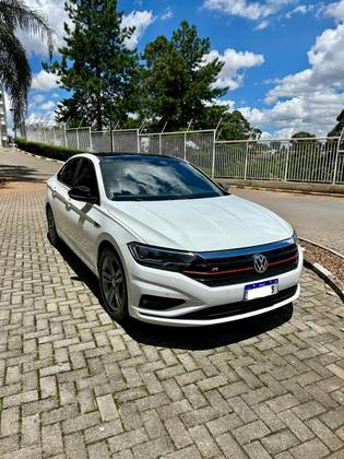 VOLKSWAGEN JETTA 1.4 250 TSI TOTAL FLEX R-LINE TIPTRONIC VOLKSWAGEN JETTA 1.4 250 TSI TOTAL FLEX R-LINE TIPTRONIC